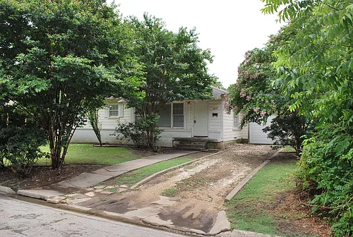 1419 Broadway St Photo 1