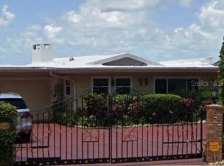 925 Alameda Way, Sarasota, FL 34234
