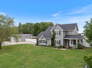13214 Taylor Orchard Rd, Gentry, AR 72734