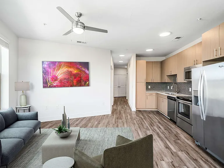 Arlo Decatur Apartments — Photo 16
