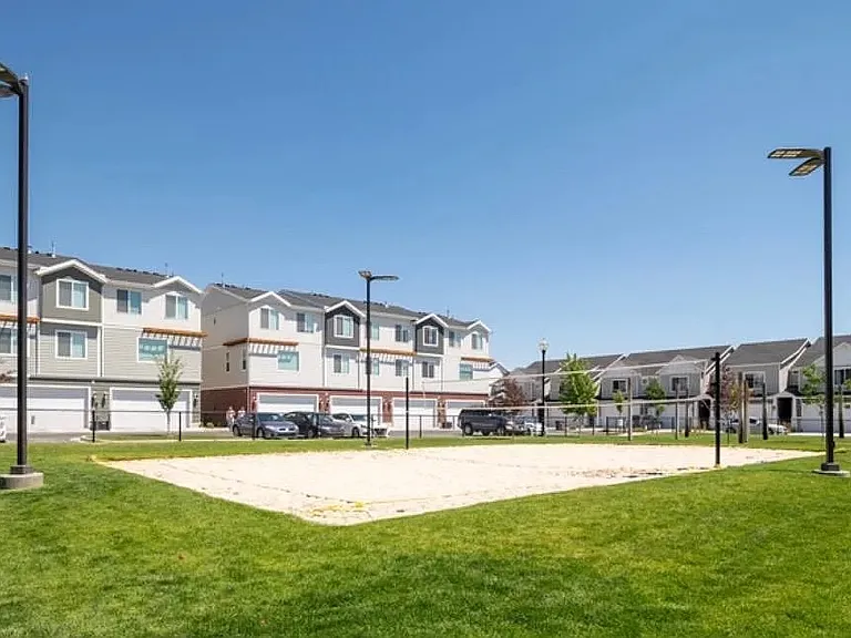1456 S 615 W — Photo 27