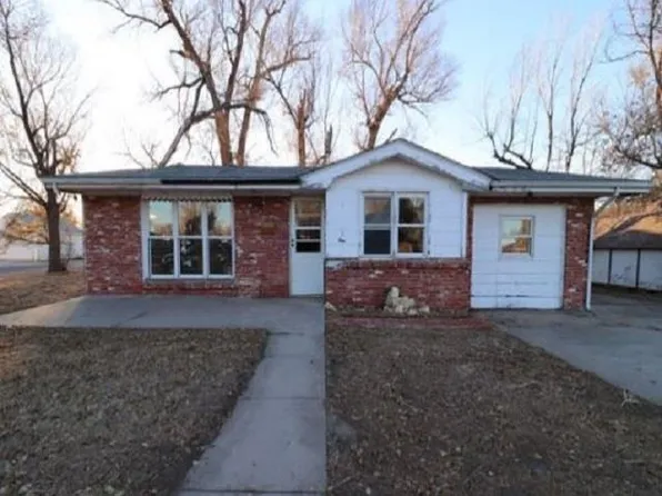 1001 Safford Ave, Garden City, KS 67846