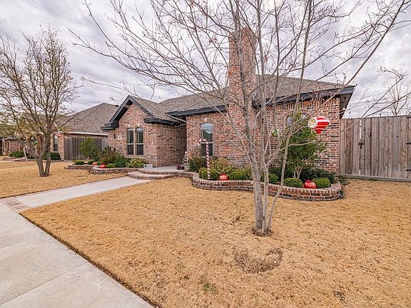 3rd image of 6803 Mosswood Dr