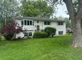 20665 N Margaret Ave, Prairie View, IL 60069