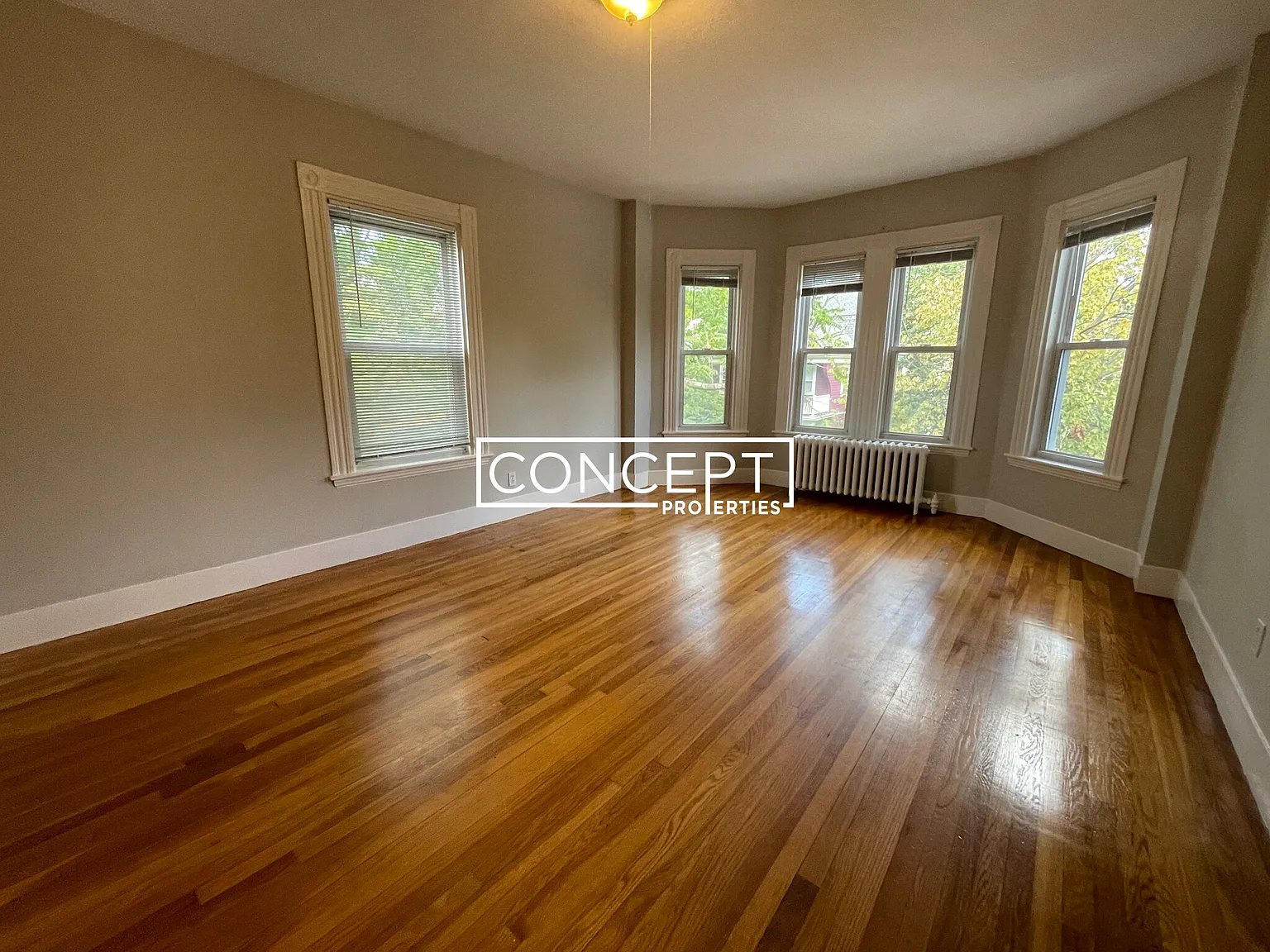 4 bed, $4,600 — Photo 2