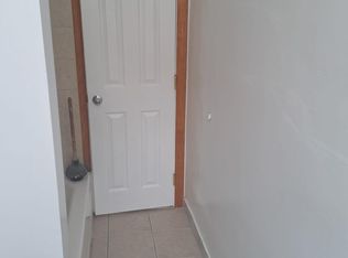 5851 N Camac St #1, Philadelphia, PA 19141
