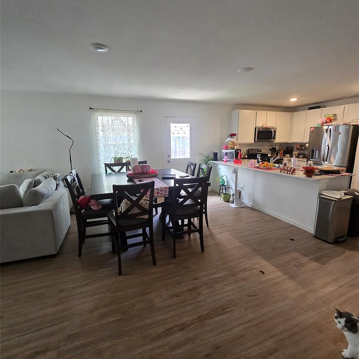 3 bed, 2.0 bath, 1320 sqft, $1,780 — Photo 4