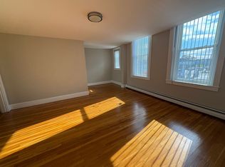 42 East Broadway, Derry, NH 03038
