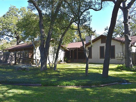 2nd image of 10612 Spicewood Club Dr