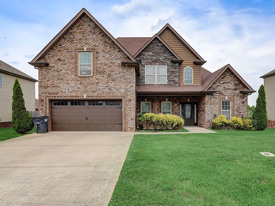 1st image of 521 Larkspur Dr