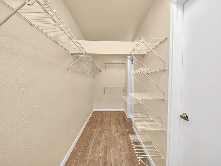 3815 Pebble Garden Ln — Photo 33