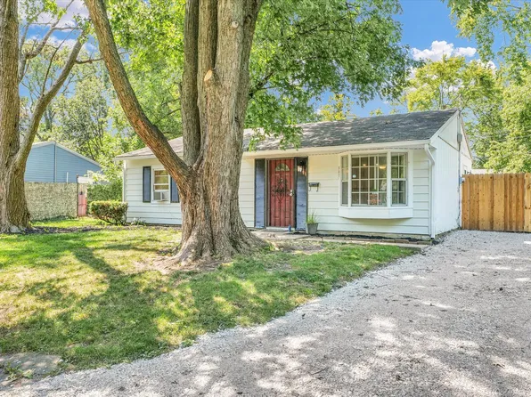 307 S Sunrise Dr, Urbana, IL 61802