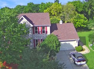 973 Wellington Cir, Aurora, IL 60506