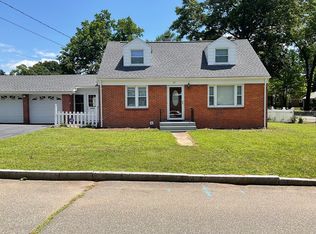 25 Lorenzo St, Springfield, MA 01109