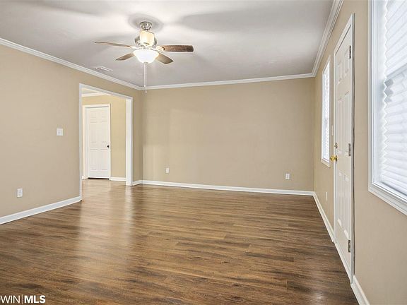 5th image of 3805 San Juan Dr