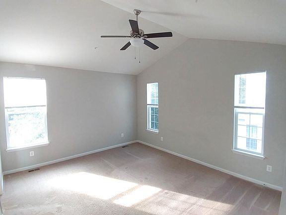 4th image of 22278 Scott Cir