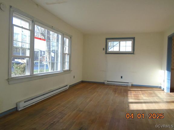 2nd image of 1911 Greenfield Dr