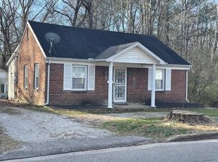 1119 Chickasaw Rd, Paris, TN 38242