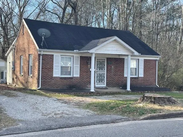 1119 Chickasaw Rd, Paris, TN 38242