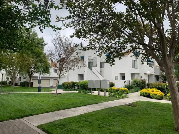 336 Park Shadow Ct, Baldwin Park, CA 91706