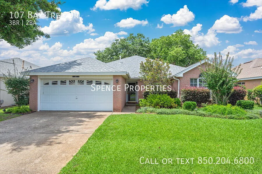 107 Bay Tree Dr