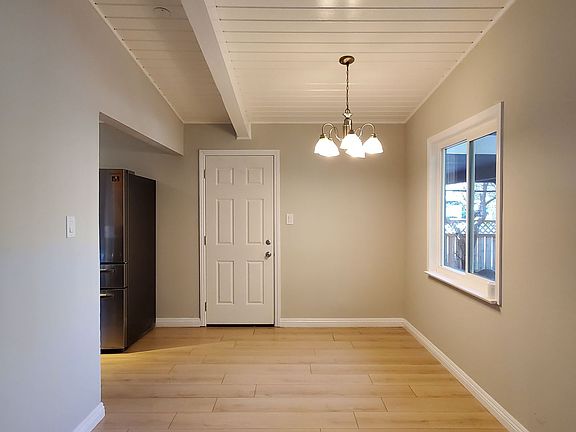 3rd image of 778 Hamilton Ave