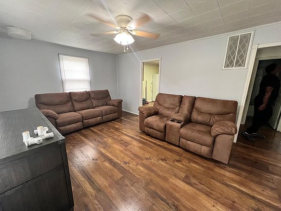 5th image of 514 N Outer Dr