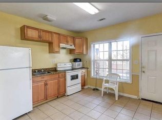72 Kirkhill Dr, Lawrenceville, GA 30044