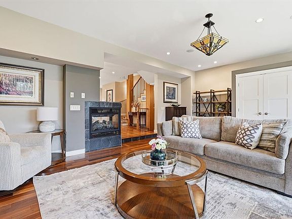5th image of 2409 N Westmount Rd NW