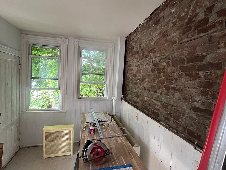 520 Madison Ave #3B — Photo 7