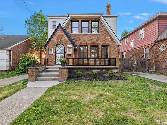2nd image of 4657 Courville St