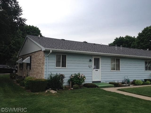 1st image of 5747 Leisure South Dr SE