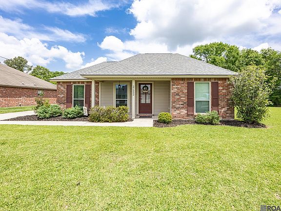 3rd image of 37552 Parkbrook Dr