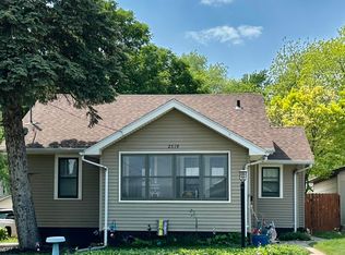 2519 Chambers St, Sioux City, IA 51104