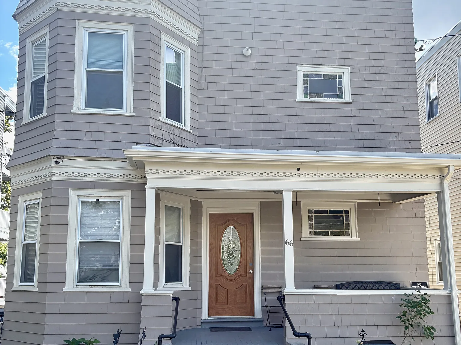 4 bed, 1200 sqft, $3,600 — Photo 2