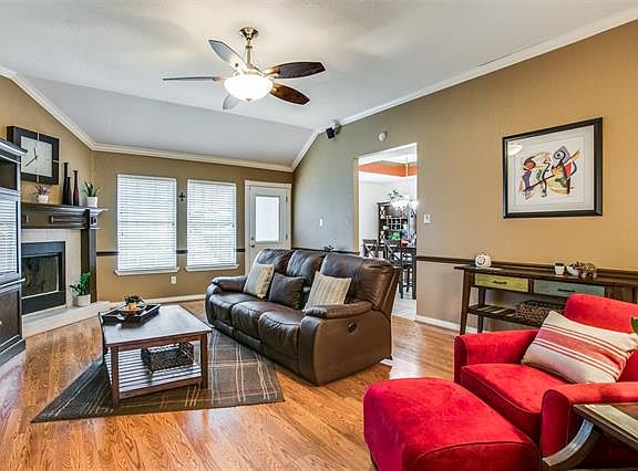 5th image of 6005 Western Creek Ln