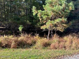 LOT 250 Squirrel Rd, Dingmans Ferry, PA 18328