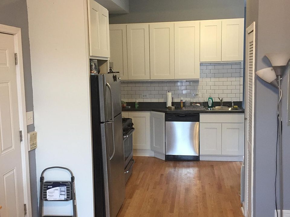 1st image of 2123 S Ashland Ave #2F