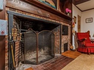 241 Clark Rd, Lowell, MA 01852