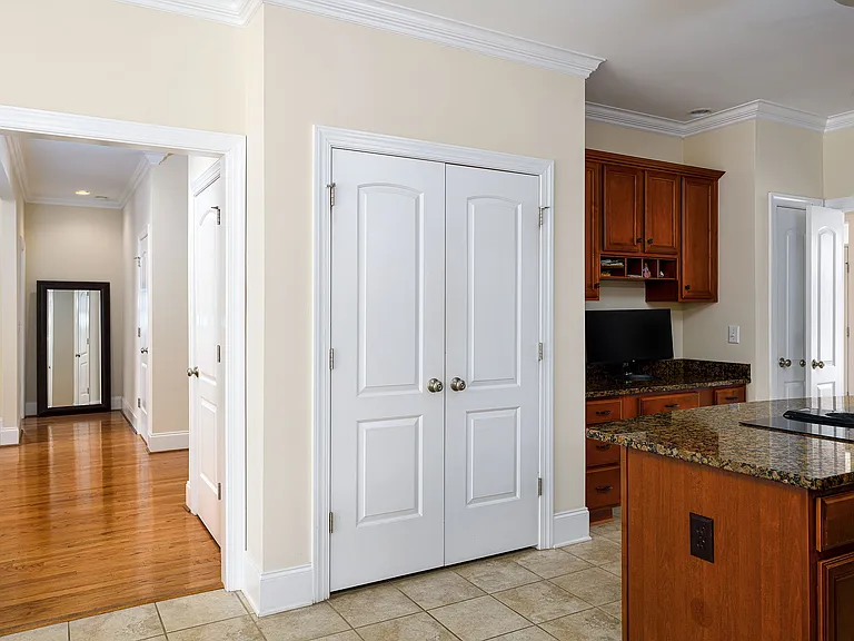 203 Christi Ln — Photo 11