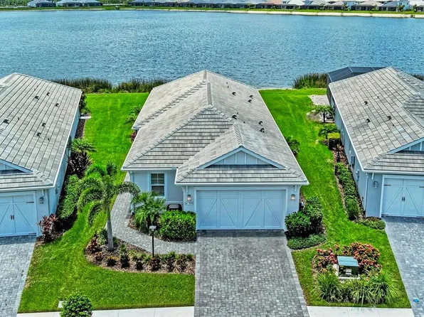 909 Crosswind Ave, Sarasota, FL 34240
