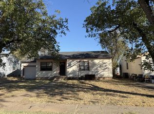 2709 38th St, Snyder, TX 79549