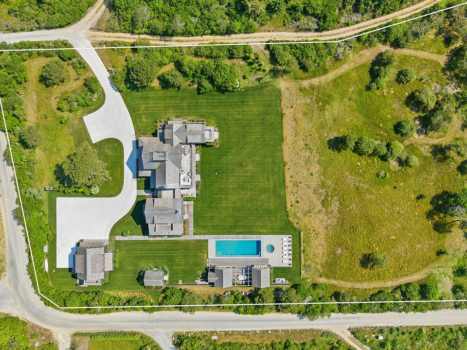 1st image of 36 Warrens Landing Rd