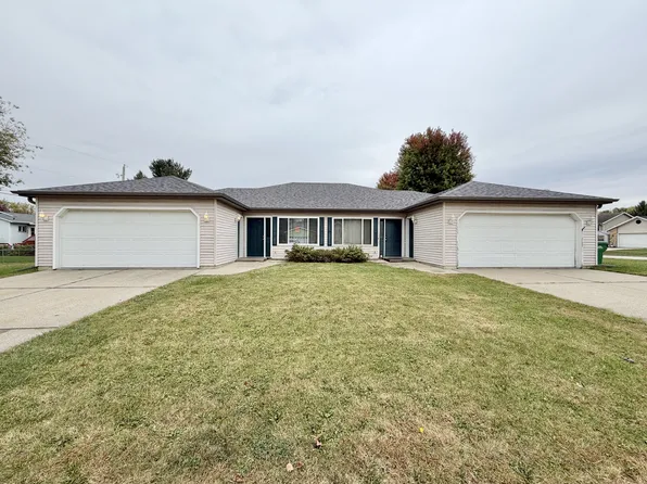 203 Marlboro Ave #203, Edgerton, WI 53534