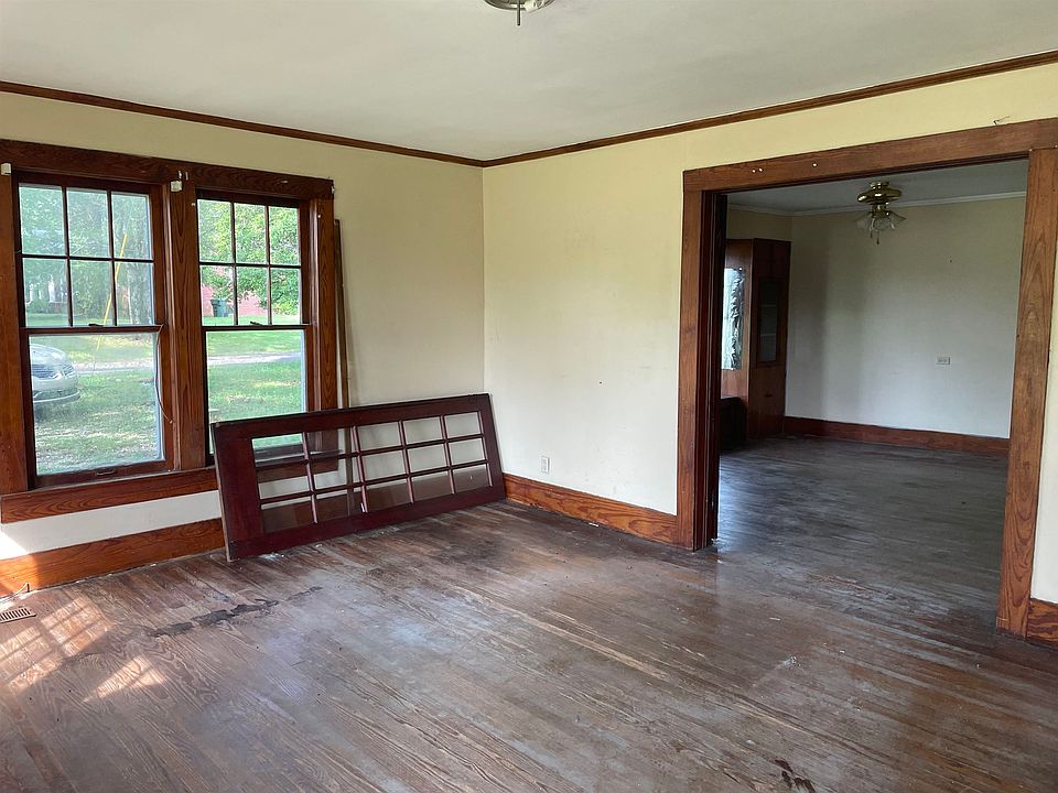 5800 Broad St, Trezevant, TN 38258 MLS 233240 Zillow