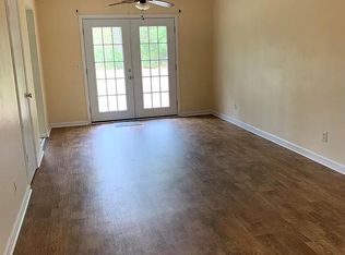 998 Sweetbriar Ct, Hinesville, GA 31313