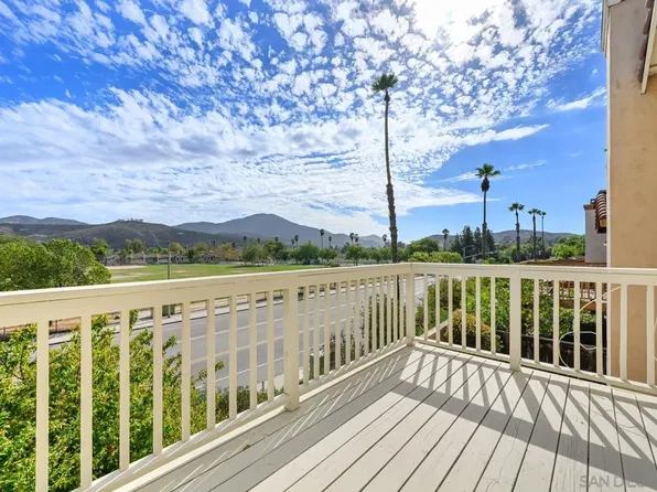11832 Via Hacienda, El Cajon, CA 92019