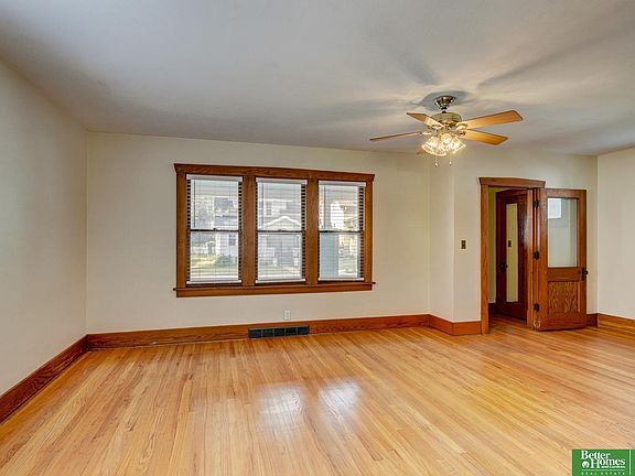 5th image of 2819 S 32nd St