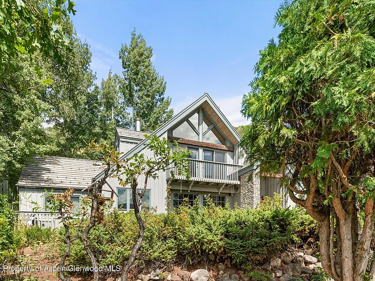 927 Red Mountain Rd — Photo 35