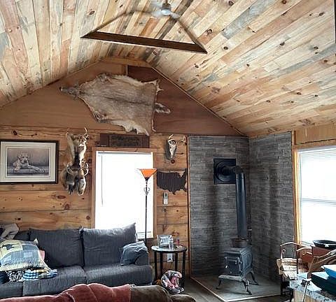 3rd image of 534 Strauter Rd